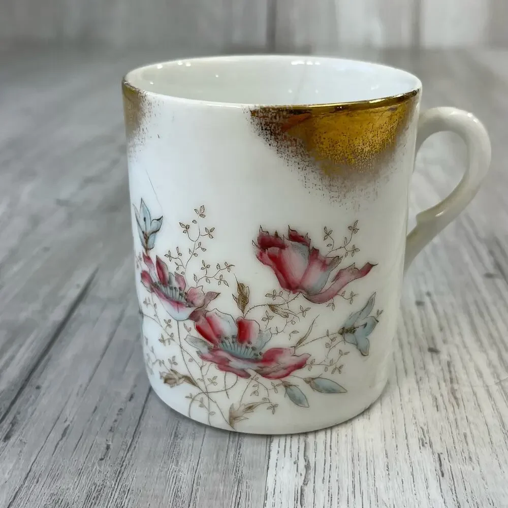 Vintage White Pink Floral Accent Gold Trim Coffee Tea Mug Cup Decor